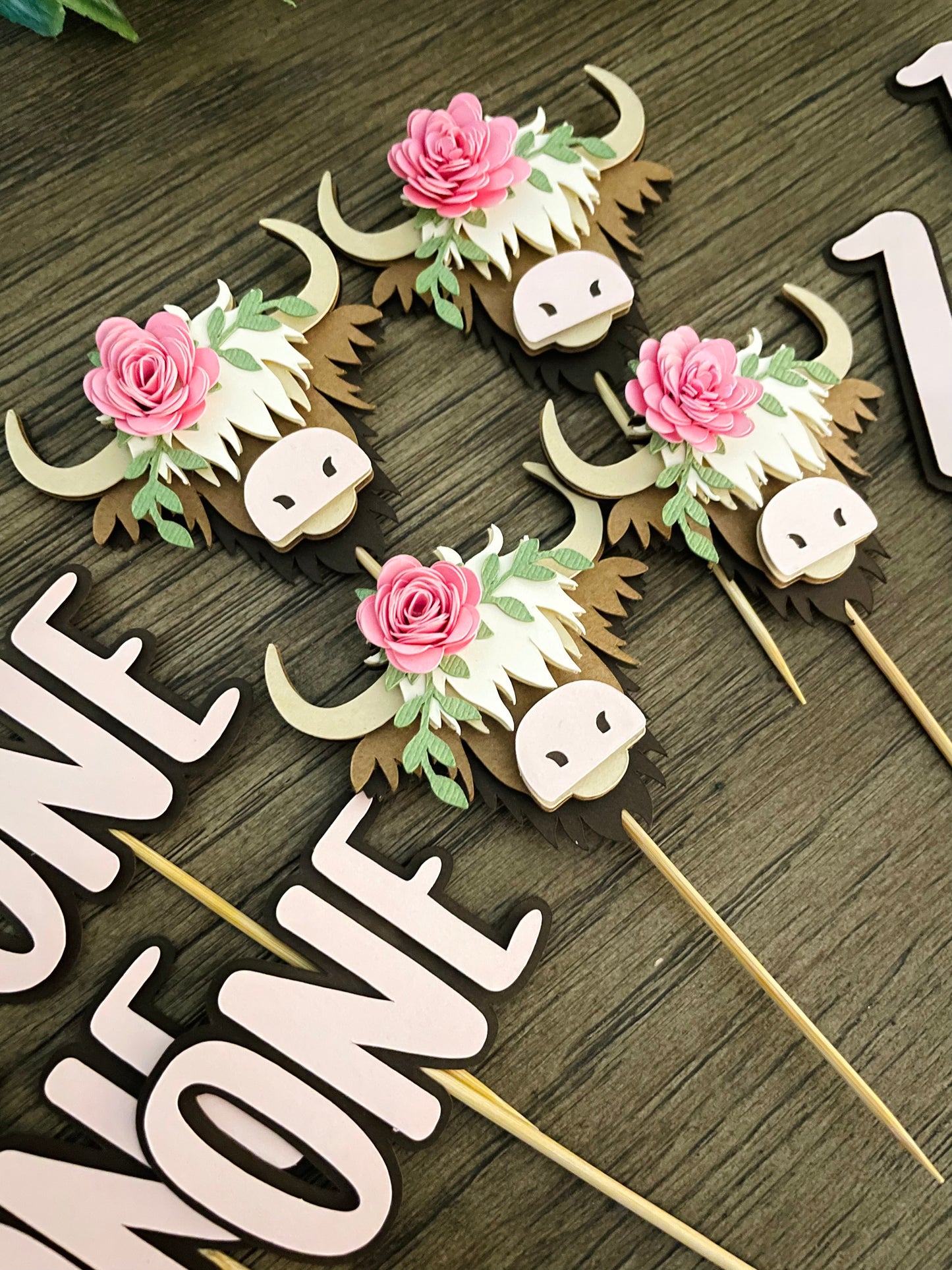 Highland Cow Cupcake Toppers